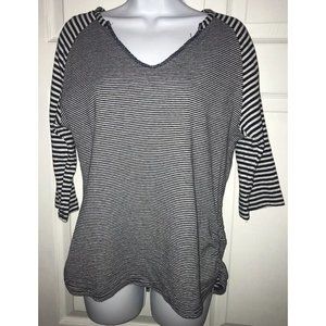 Enlighten Active Top Striped Navy Blue White Raglan Sleeves Baseball Jersey Sz L